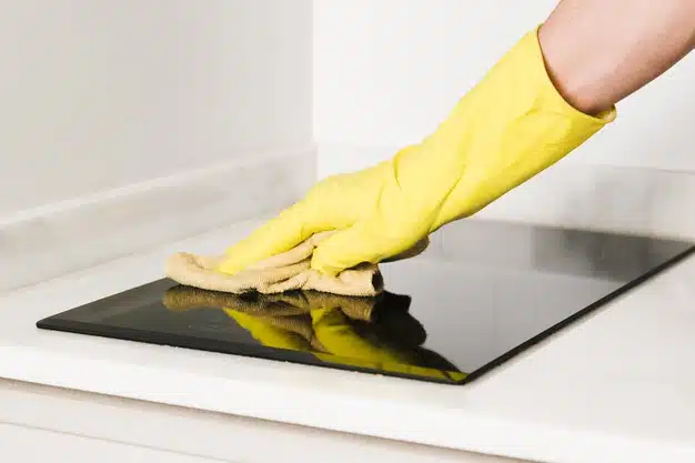 Cleaning stove top