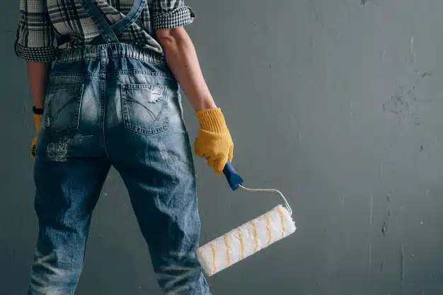 Woman painter