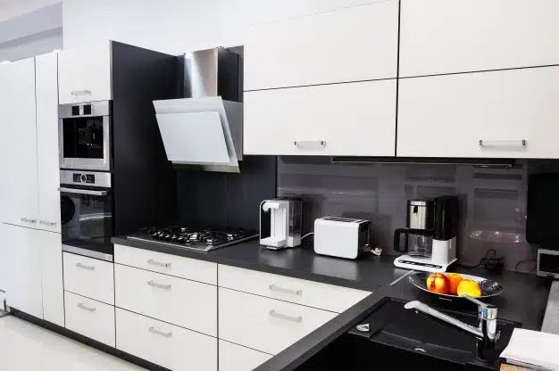 modern-hi-tek-kitchen-clean